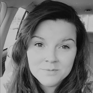 Meet your Posher, Jeanne